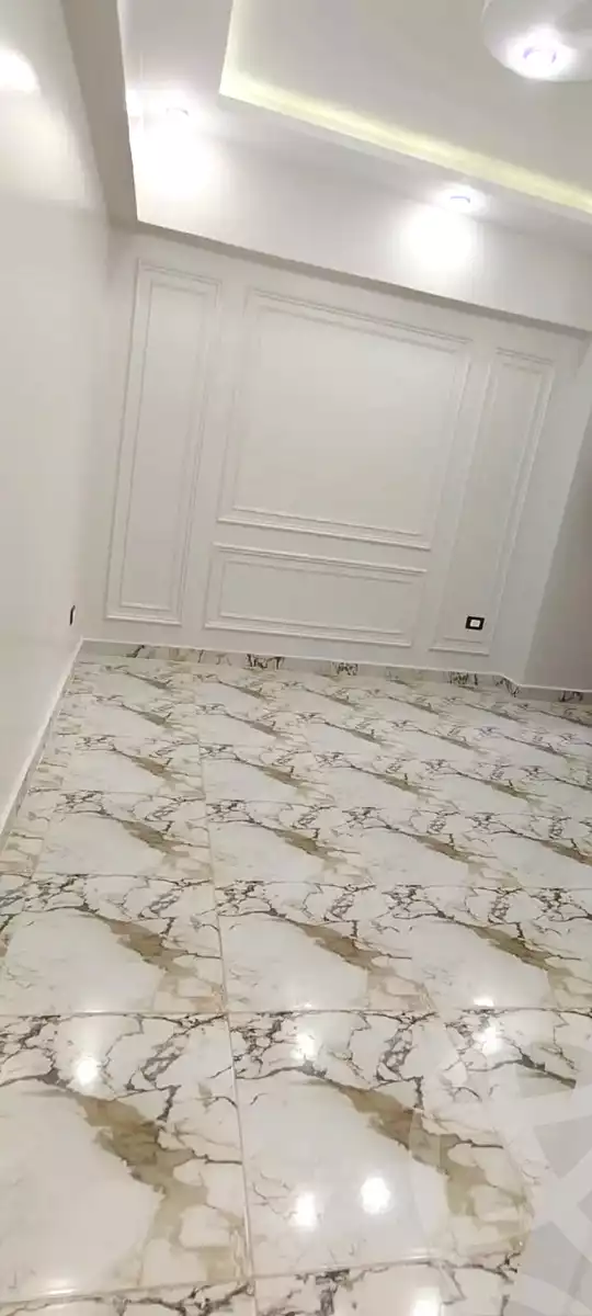 https://aqarmap.com.eg/ar/listing/7216053-for-sale-alexandria-al-agamy-el-hanouvel-el-kholafaa-el-rashdeen-st