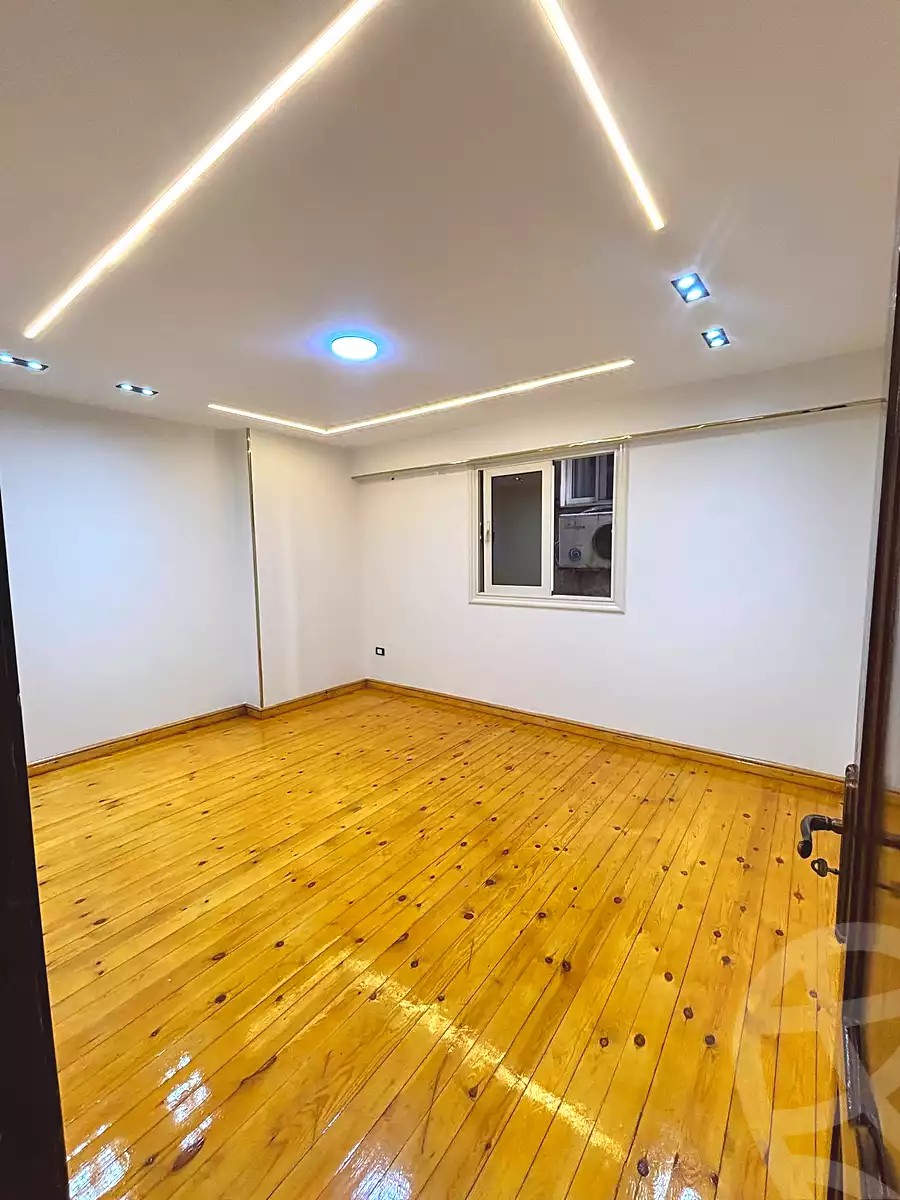 https://aqarmap.com.eg/ar/listing/7216159-for-sale-alexandria-sydy-bshr-sydy-bshr-bhry-shr-lsg-mhmd-bd-lslm
