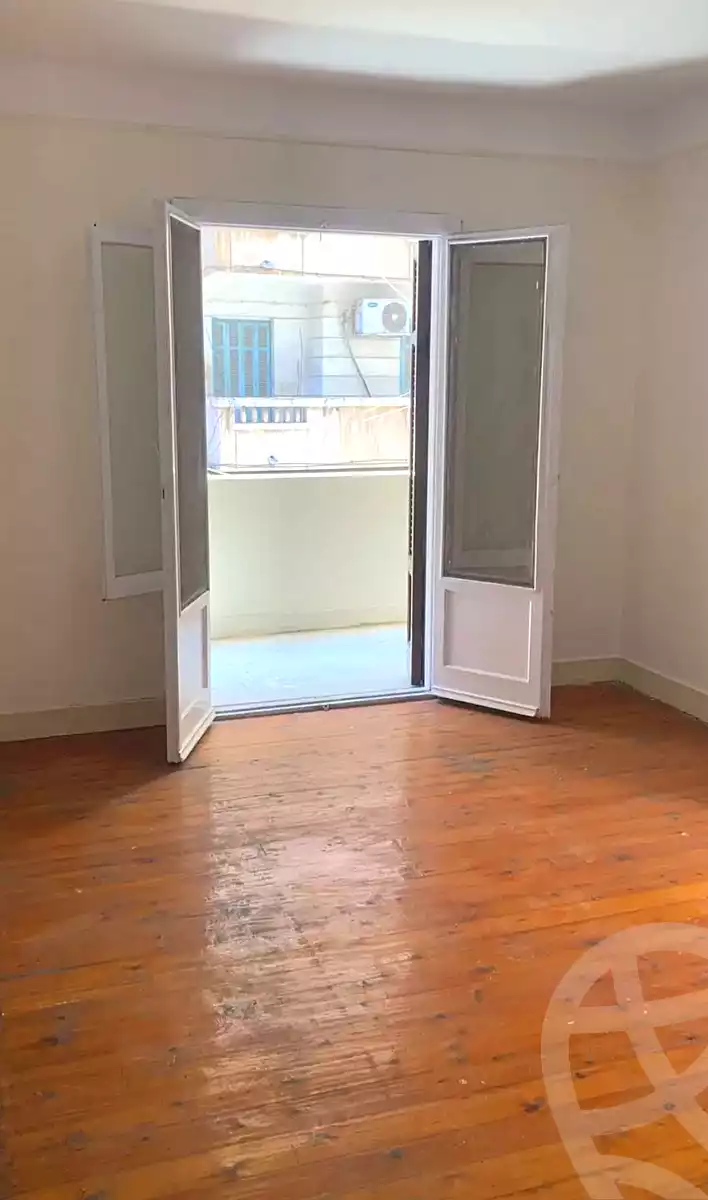 https://aqarmap.com.eg/ar/listing/7212344-for-rent-alexandria-ganaklis