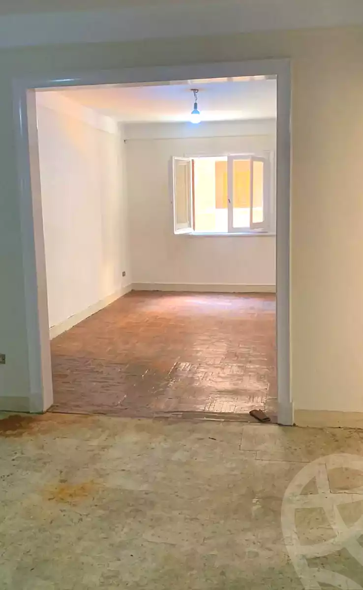 https://aqarmap.com.eg/ar/listing/7212344-for-rent-alexandria-ganaklis