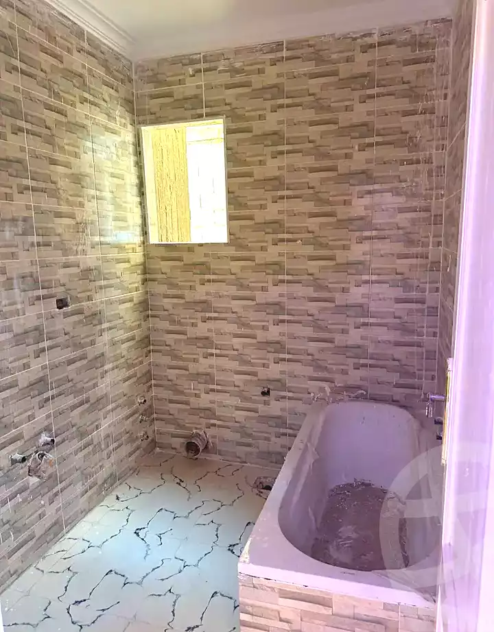 https://aqarmap.com.eg/ar/listing/7216275-for-sale-alexandria-al-agamy-el-hanouvel