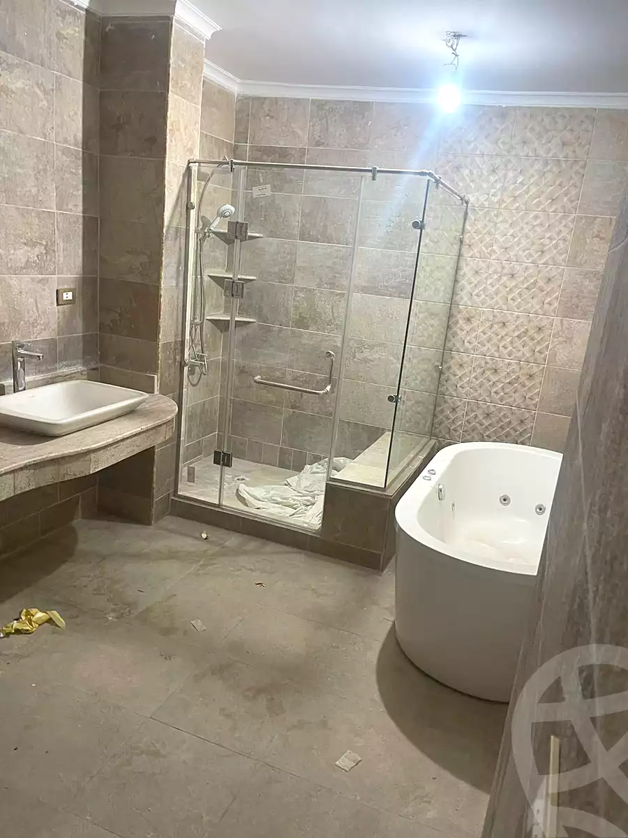 https://aqarmap.com.eg/ar/listing/7216544-for-sale-cairo-6th-of-october-el-ahyaa-neighborhood-3rd-al-hay-al-thalith-st