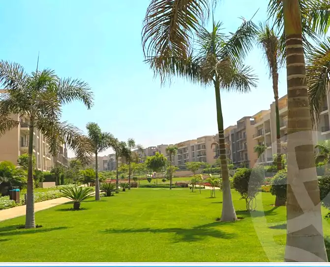 https://aqarmap.com.eg/en/listing/7216593-for-sale-cairo-new-cairo-compounds-fifth-square