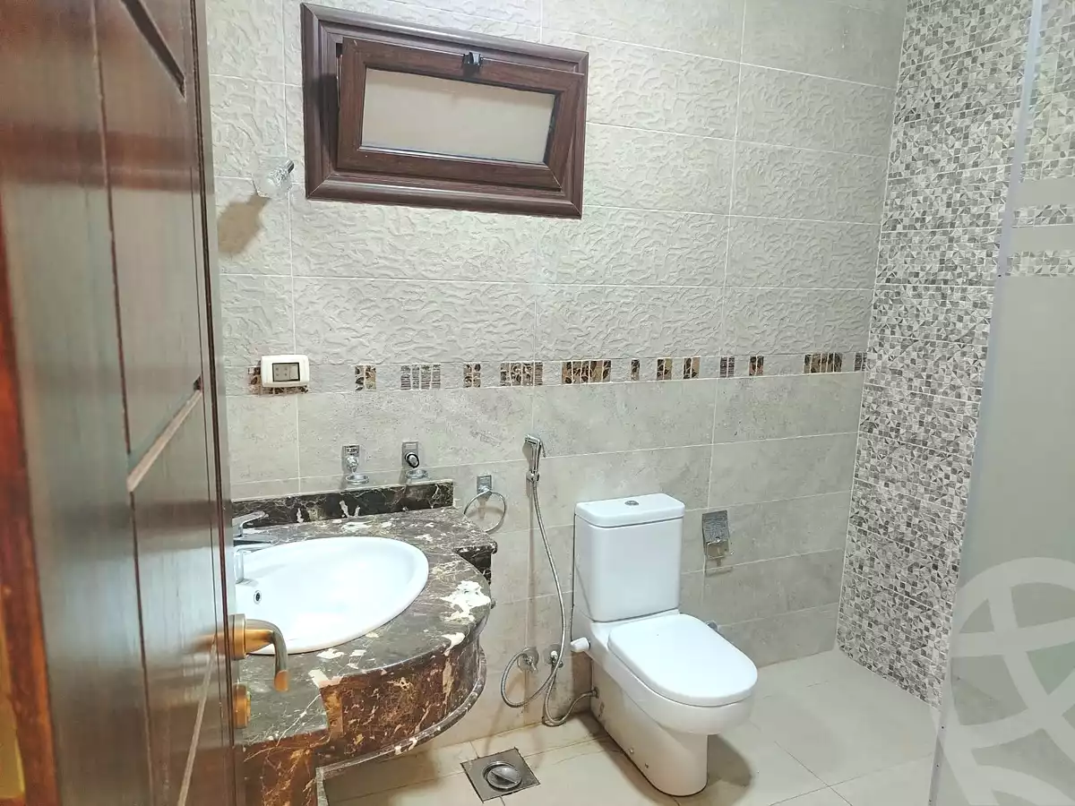 https://aqarmap.com.eg/en/listing/7216601-for-sale-cairo-el-sheikh-zayed-city-el-hay-elsades-ashaer