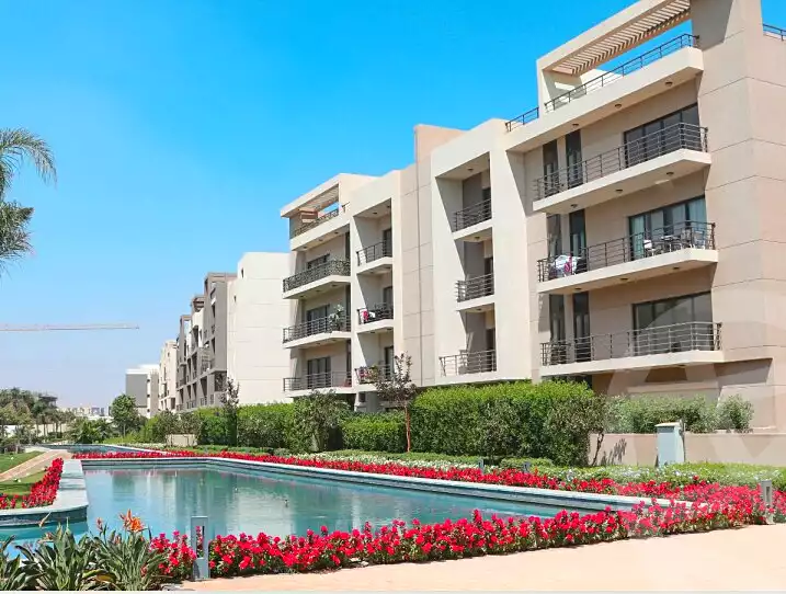 https://aqarmap.com.eg/en/listing/7216619-for-sale-cairo-new-cairo-compounds-fifth-square