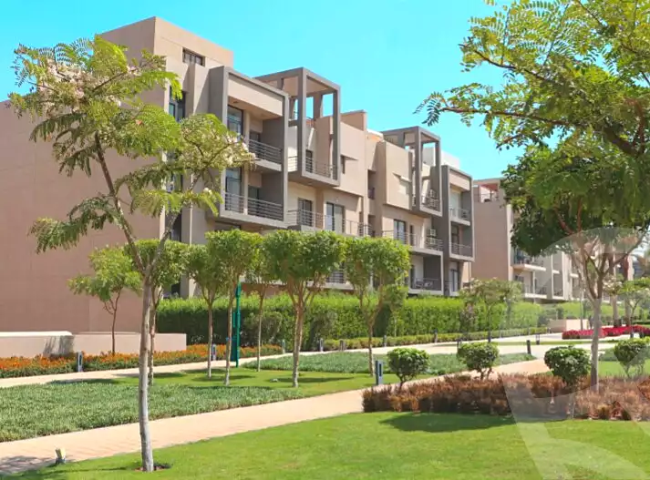 https://aqarmap.com.eg/en/listing/7216638-for-sale-cairo-new-cairo-compounds-fifth-square