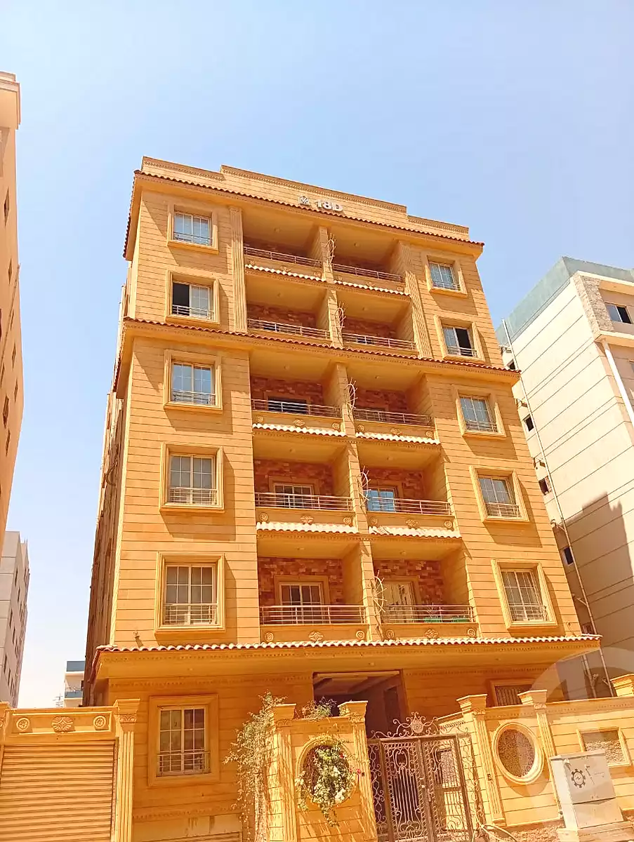 https://aqarmap.com.eg/en/listing/7216599-for-sale-cairo-6th-of-october-el-ahyaa-neighborhood-9th