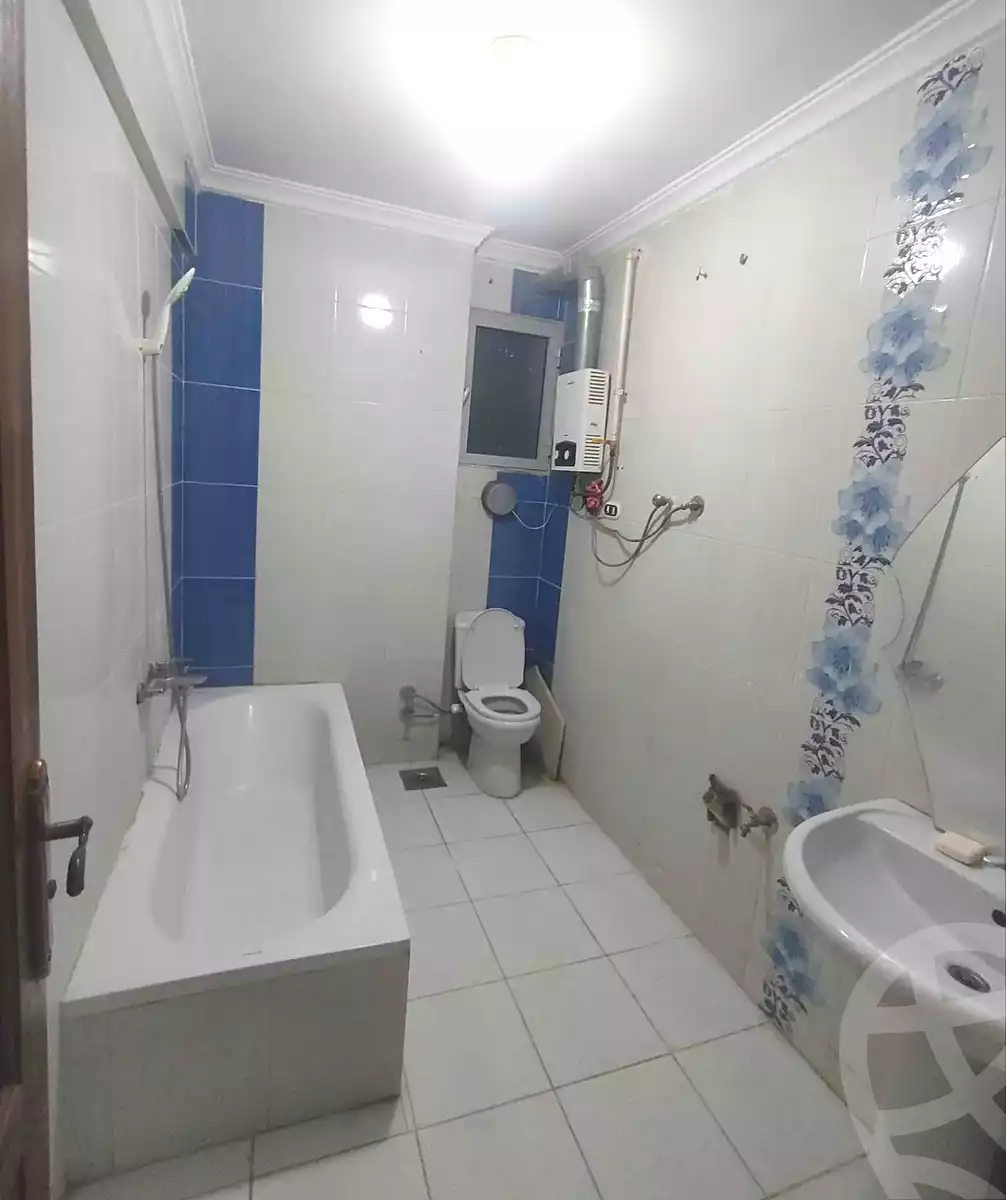https://aqarmap.com.eg/en/listing/7216905-for-sale-alexandria-new-miami-eskot