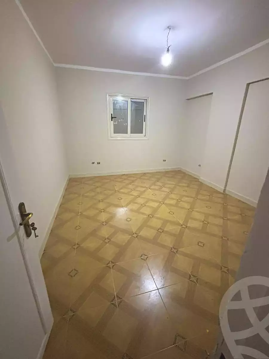 https://aqarmap.com.eg/ar/listing/7217036-for-rent-cairo-el-sheikh-zayed-city-small-investor