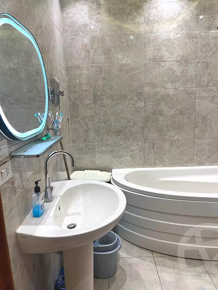 شقة بـ٤ غرف نوم في مدينتي، صورة ١٣ من ١٩