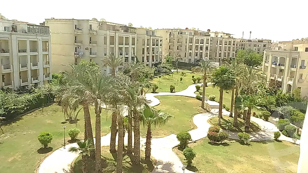 https://aqarmap.com.eg/ar/listing/7217122-for-sale-cairo-el-sheikh-zayed-city-compounds-hadayek-el-mohandiseen