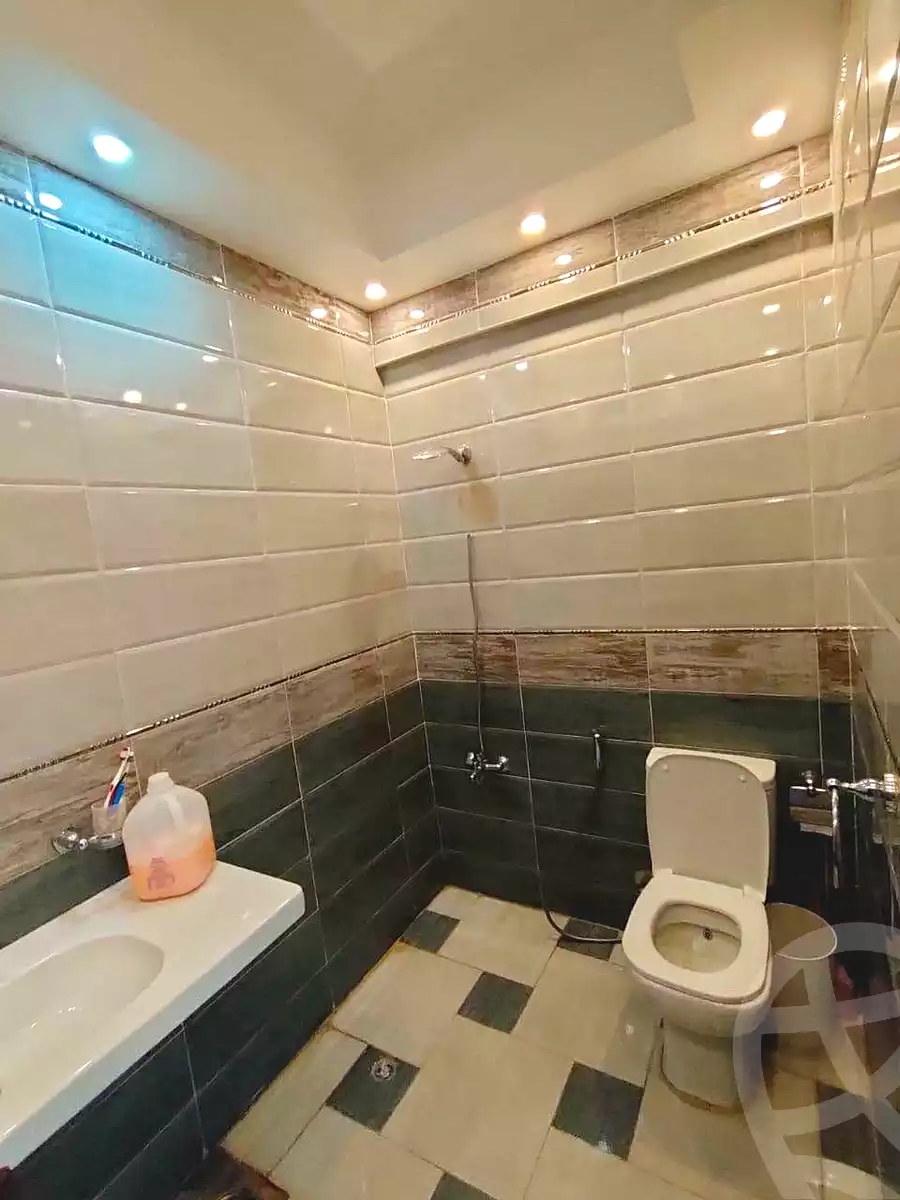 https://aqarmap.com.eg/ar/listing/7217224-for-rent-cairo-el-sheikh-zayed-city-el-hay-elawel-street-10