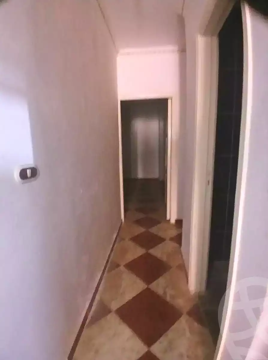 https://aqarmap.com.eg/ar/listing/7217321-for-sale-alexandria-al-agamy-el-kilo-21