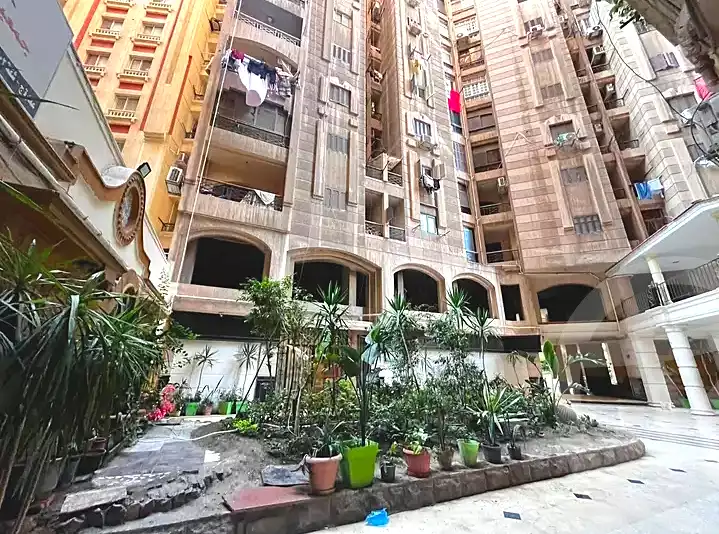 https://aqarmap.com.eg/ar/listing/7217365-for-rent-alexandria-smouha-compounds-in-smouha