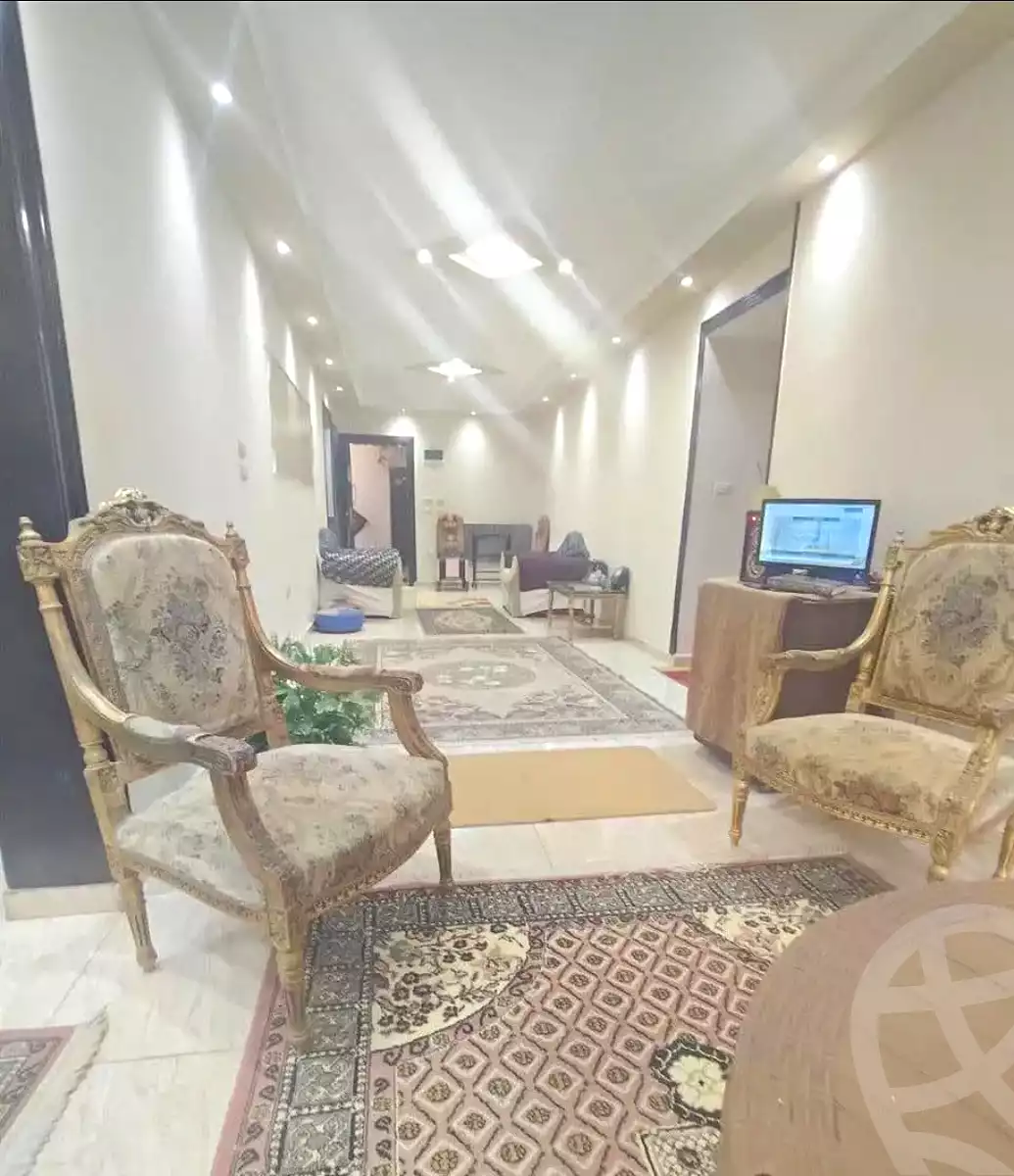 https://aqarmap.com.eg/ar/listing/7217520-for-sale-alexandria-lsywf-el-falki