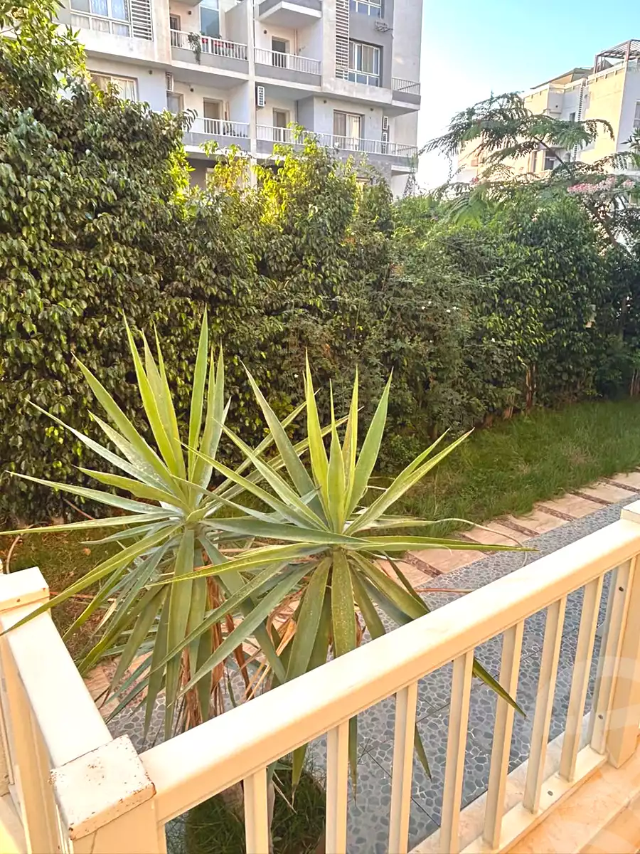 https://aqarmap.com.eg/ar/listing/7217784-for-sale-cairo-new-cairo-compounds-jyd