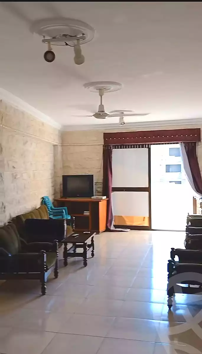 https://aqarmap.com.eg/ar/listing/7217877-for-sale-alexandria-al-agamy-el-hanouvel-al-asdakaa-st