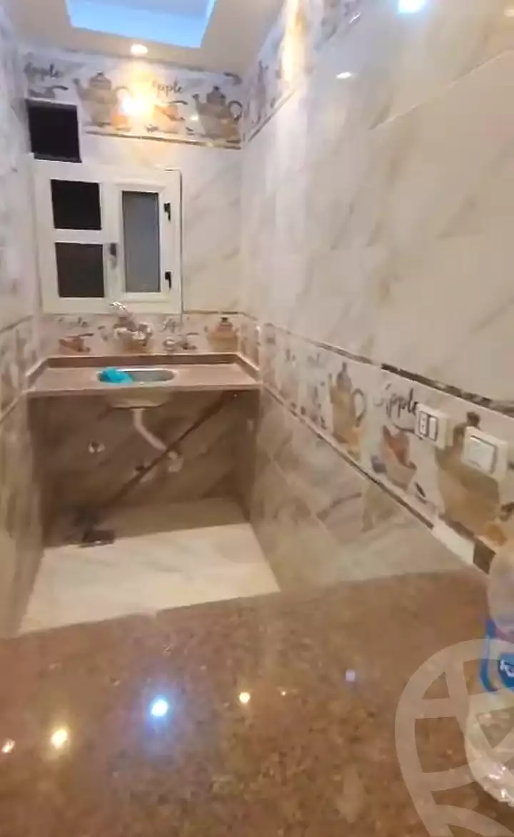 https://aqarmap.com.eg/en/listing/7217937-for-sale-alexandria-al-agamy-el-hanouvel