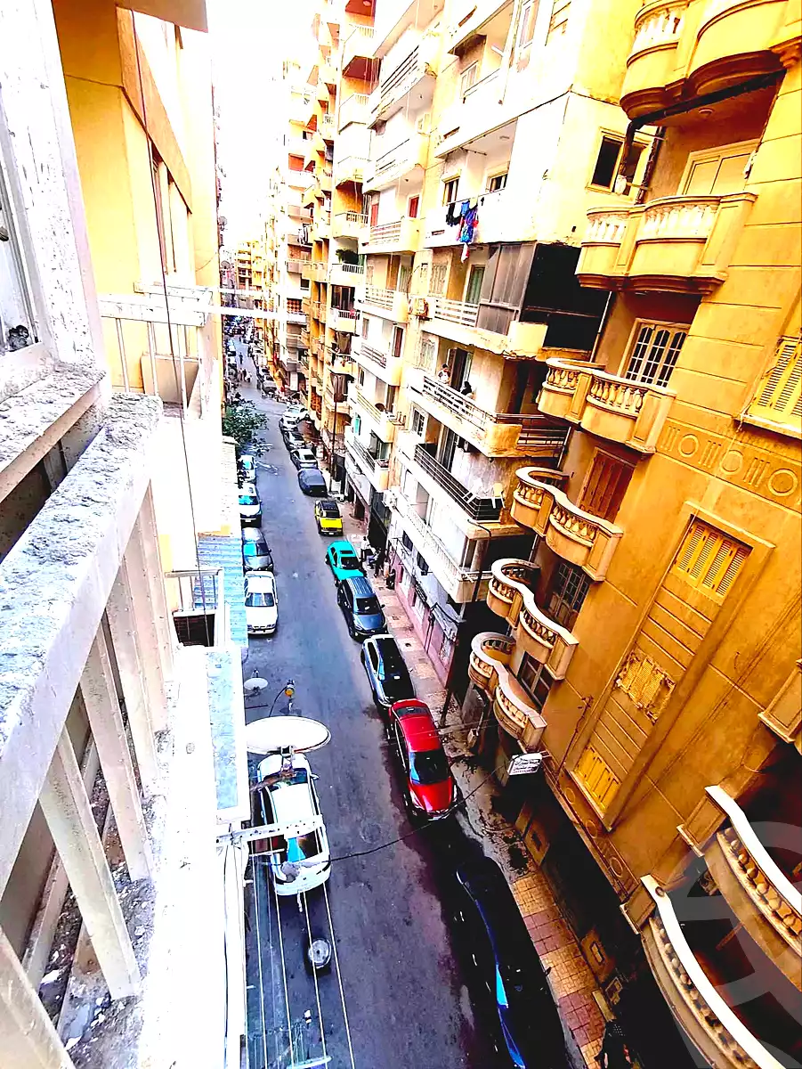 https://aqarmap.com.eg/ar/listing/7217997-for-sale-alexandria-el-asafra-l-sfr-bhry
