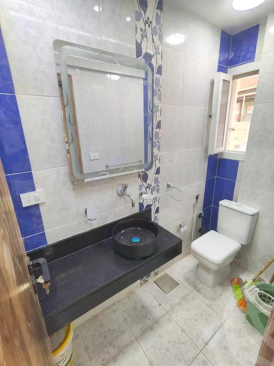 https://aqarmap.com.eg/ar/listing/7218026-for-sale-alexandria-sydy-bshr-sydy-bshr-bhry-shr-mhmwd-l-yswy