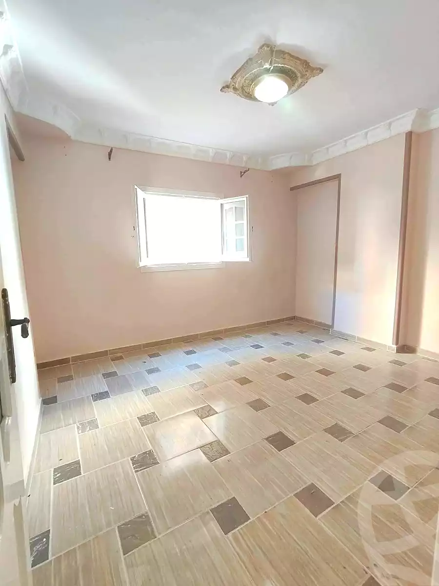 https://aqarmap.com.eg/ar/listing/7218087-for-sale-alexandria-el-mandara-alex-el-mandara-bahri-sidi-kamal-st