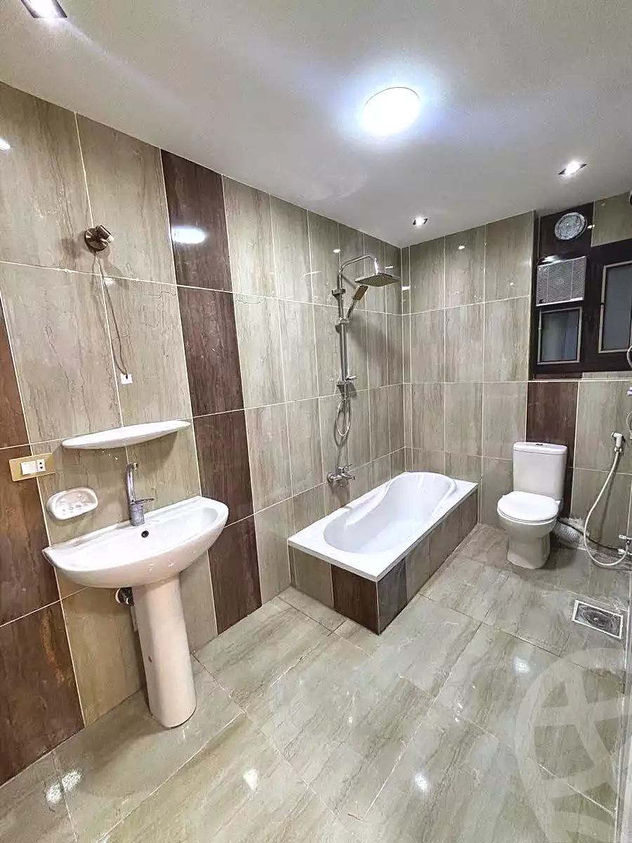 https://aqarmap.com.eg/en/listing/7218106-for-sale-alexandria-sydy-bshr-sydy-bshr-bhry
