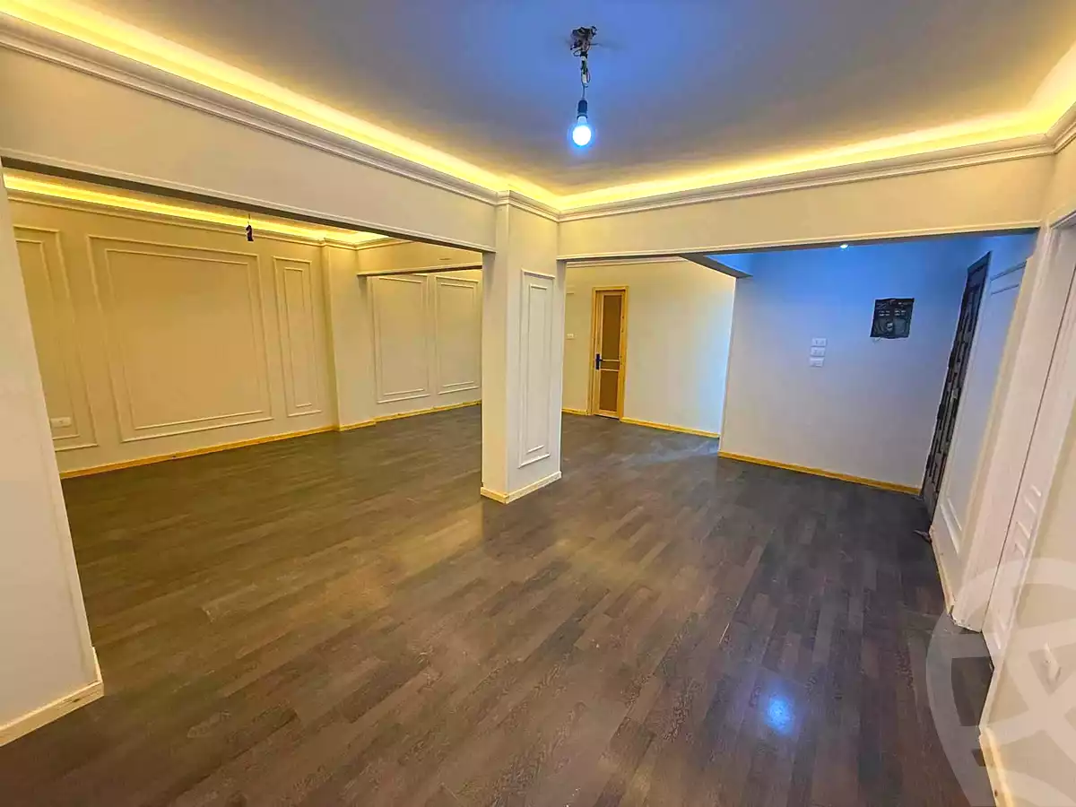 https://aqarmap.com.eg/ar/listing/7218246-for-sale-cairo-helwan-helwan-el-sharkeya-khesro-basha-st