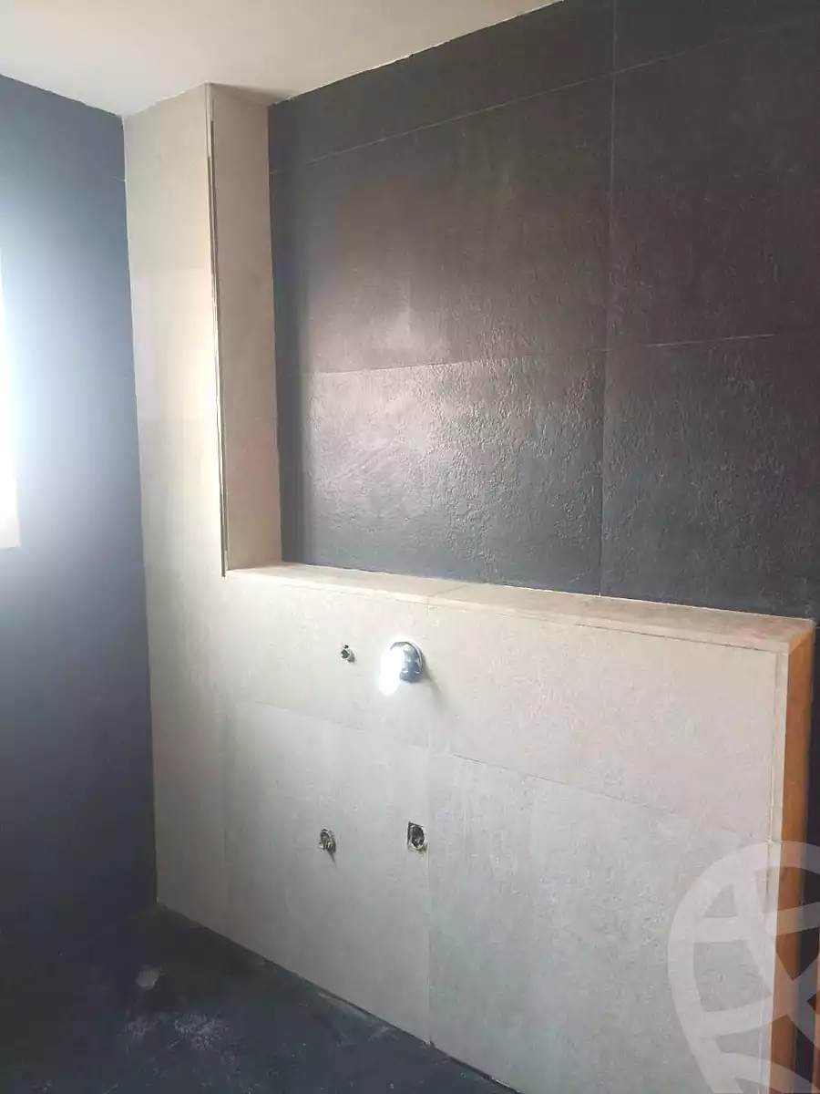https://aqarmap.com.eg/en/listing/7218254-for-sale-cairo-new-cairo-compounds-el-mostashareen-compound