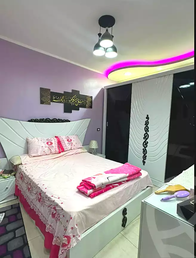 https://aqarmap.com.eg/en/listing/7218406-for-sale-cairo-el-haram-shareaa-khatem-el-morsalen