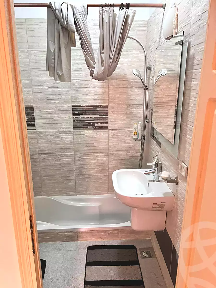 https://aqarmap.com.eg/ar/listing/7218469-for-rent-cairo-new-cairo-south-investors-al-gezira-st