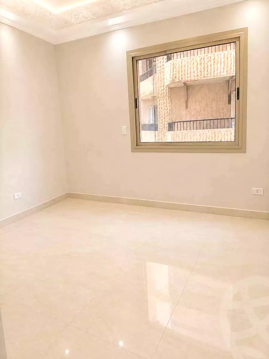 https://aqarmap.com.eg/en/listing/7218505-for-sale-alexandria-miami-shr-jml-bd-lnsr