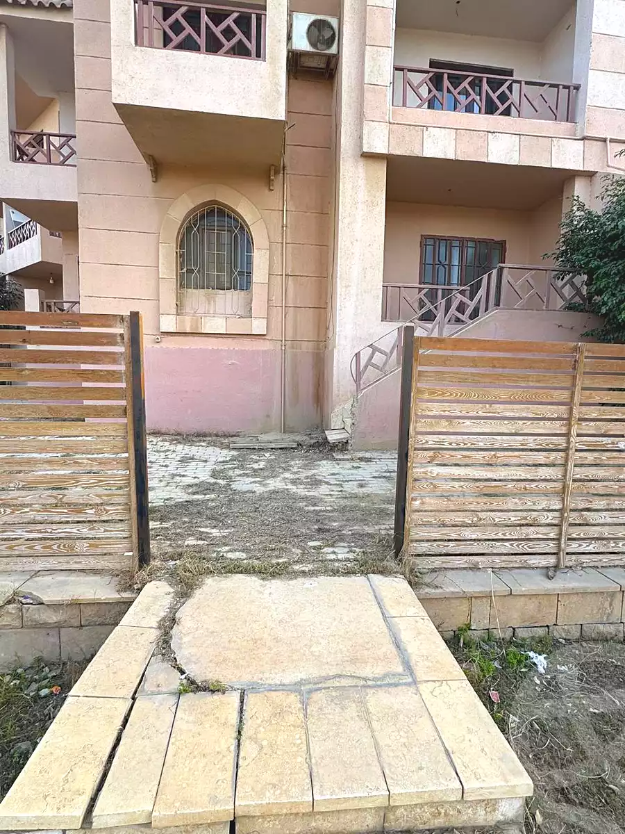https://aqarmap.com.eg/en/listing/7218587-for-sale-cairo-new-cairo-lrhb-city-phase-1-ali-amin-st