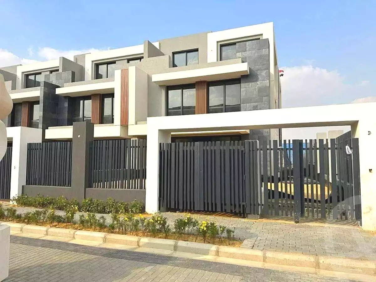 https://aqarmap.com.eg/en/listing/7218738-for-sale-cairo-new-cairo-compounds-el-patio-town-compound-la-vista