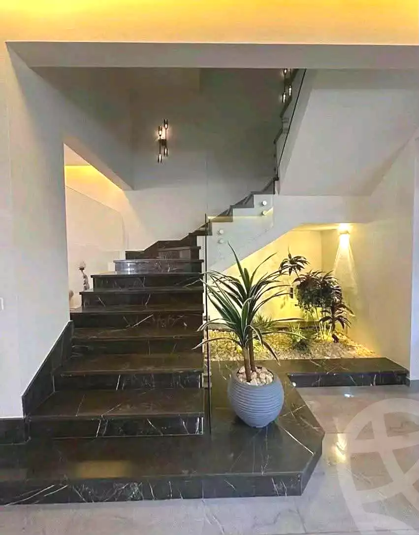 https://aqarmap.com.eg/en/listing/7218781-for-sale-cairo-new-cairo-compounds-el-patio-town-compound-la-vista