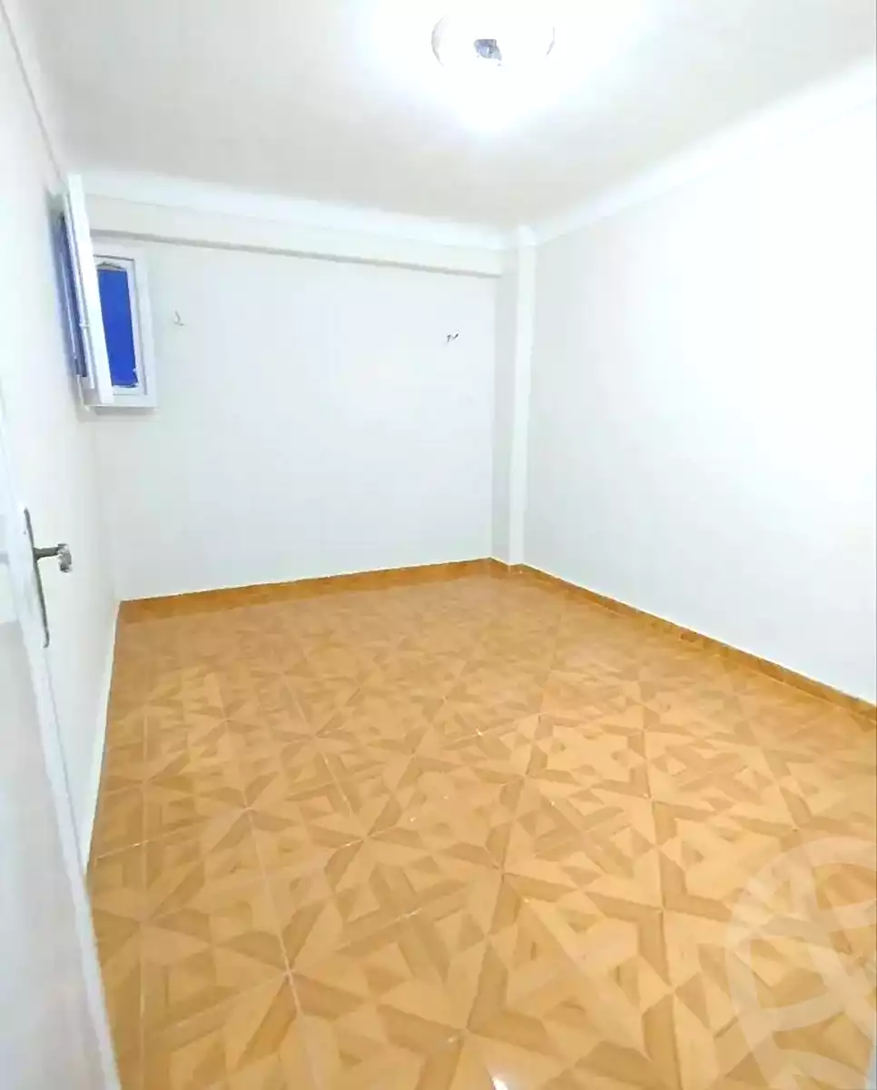 https://aqarmap.com.eg/ar/listing/7218811-for-sale-alexandria-lsywf-el-falki