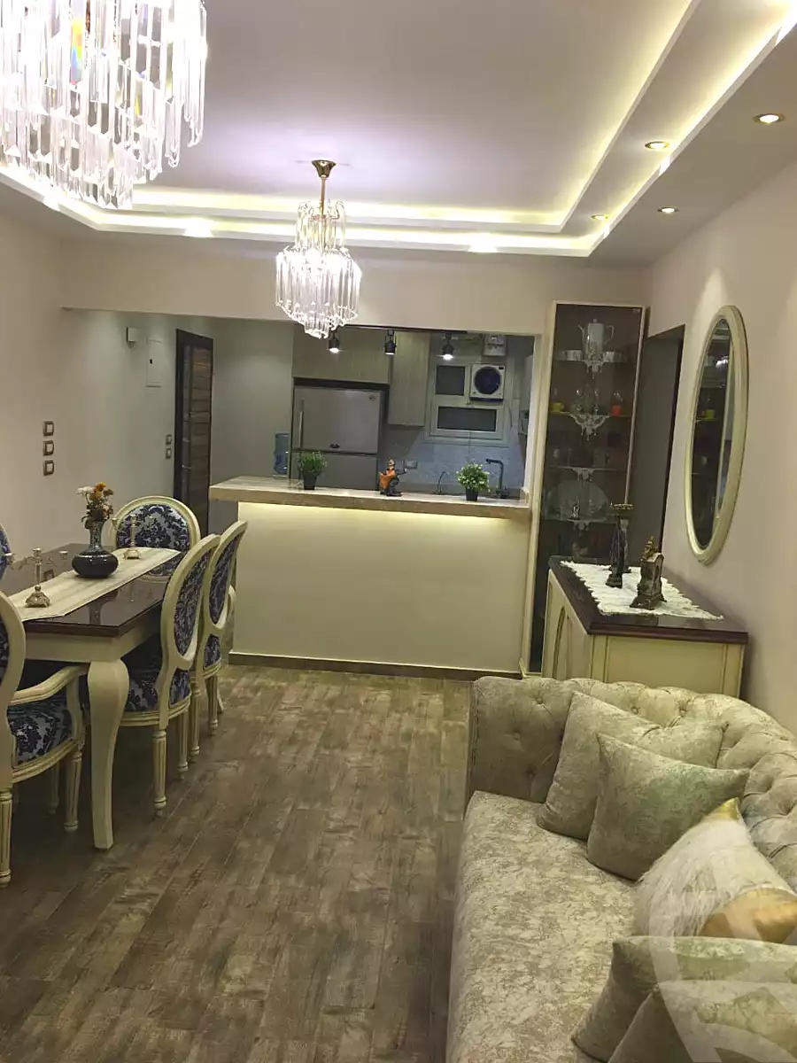 https://aqarmap.com.eg/en/listing/7218874-for-sale-cairo-new-cairo-compounds-el-ashrafia