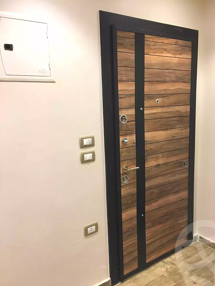 https://aqarmap.com.eg/en/listing/7218874-for-sale-cairo-new-cairo-compounds-el-ashrafia