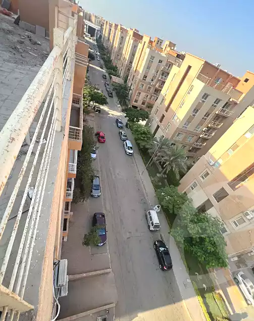 https://aqarmap.com.eg/en/listing/7219228-for-sale-cairo-6th-of-october-hadaeq-october-compounds-degla-gardens