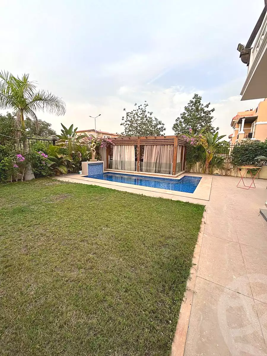 7 BR Villa in Hyde Park, photo 5 of 11
