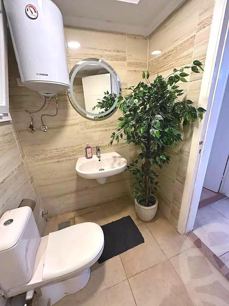https://aqarmap.com.eg/ar/listing/7219353-for-rent-cairo-6th-of-october-shr-drym-lnd