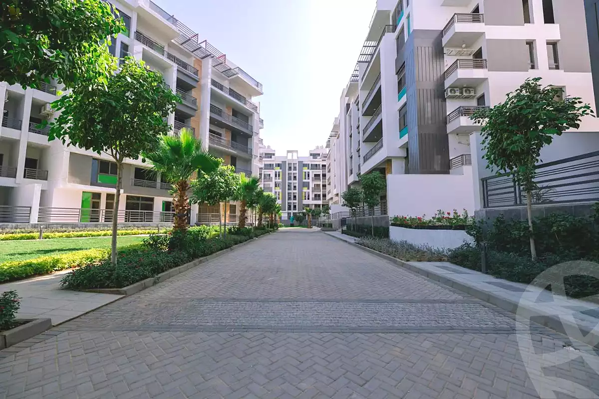 https://aqarmap.com.eg/ar/listing/7219359-for-sale-cairo-new-cairo-compounds-the-icon-gardens-compound-style-home