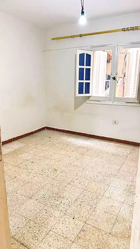 https://aqarmap.com.eg/ar/listing/7219372-for-sale-alexandria-al-agamy-el-hanouvel-el-kholafaa-el-rashdeen-st