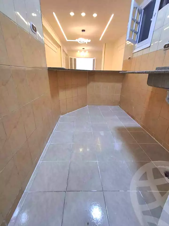 https://aqarmap.com.eg/ar/listing/7219489-for-sale-alexandria-al-agamy-shataa-el-nakheel-street-10