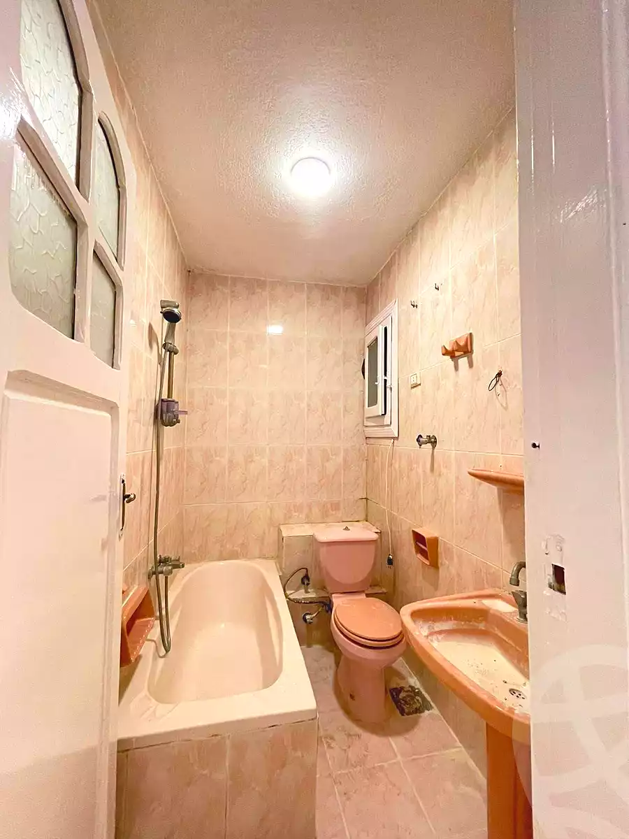 https://aqarmap.com.eg/ar/listing/7219516-for-sale-alexandria-al-agamy-shataa-el-nakheel