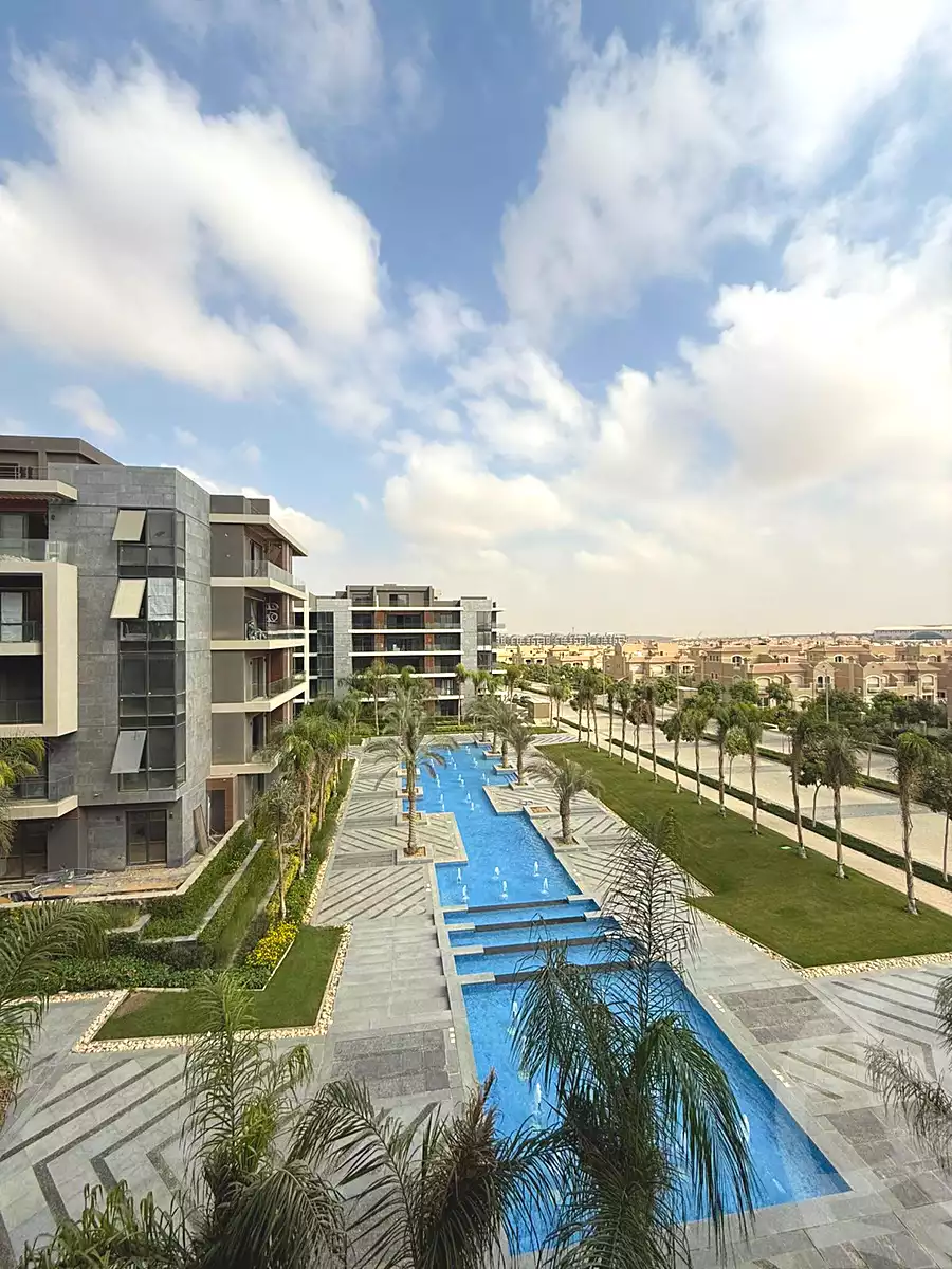 https://aqarmap.com.eg/en/listing/7219526-for-sale-cairo-new-cairo-compounds-el-patio-oro