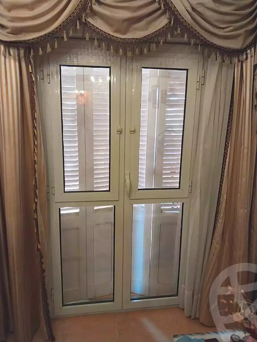 https://aqarmap.com.eg/ar/listing/7219583-for-sale-cairo-6th-of-october-el-ahyaa-neighborhood-7th-mecca-el-mokarrama-st