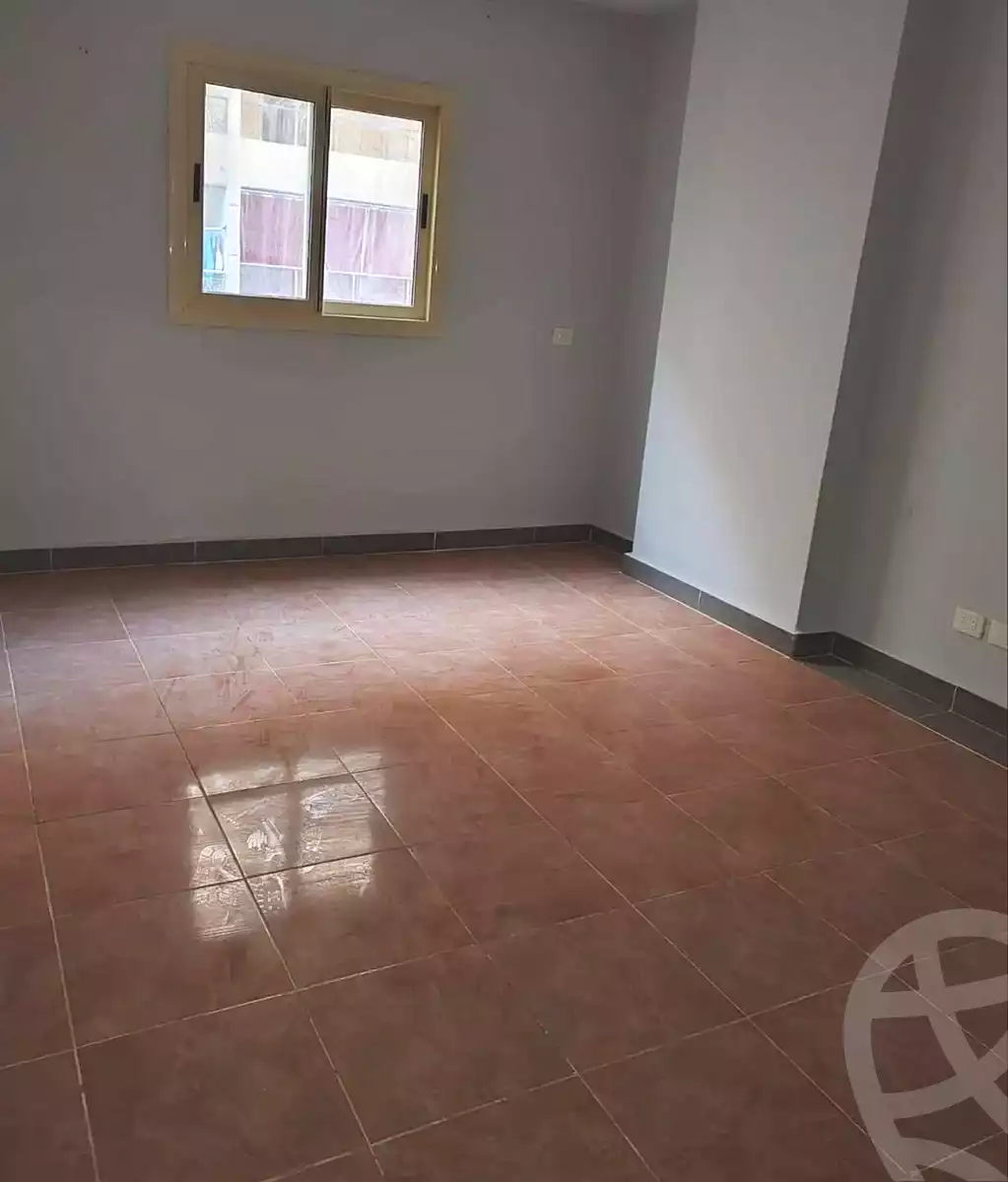 https://aqarmap.com.eg/ar/listing/7219624-for-rent-alexandria-el-montazah