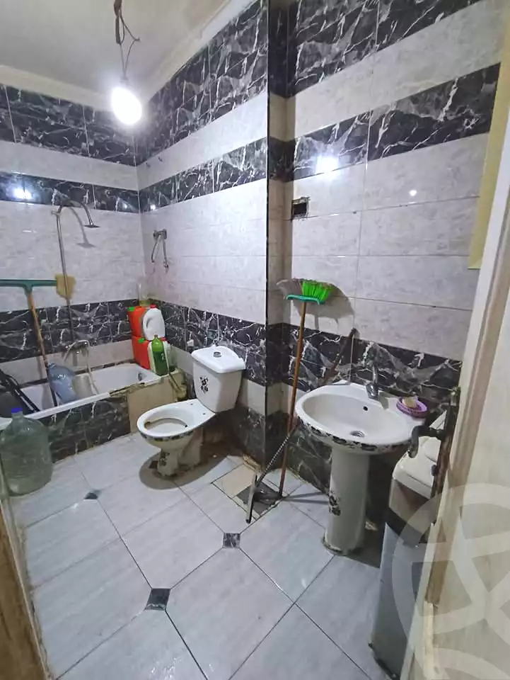 https://aqarmap.com.eg/ar/listing/7219669-for-sale-alexandria-sydy-bshr-shr-mlk-hfny