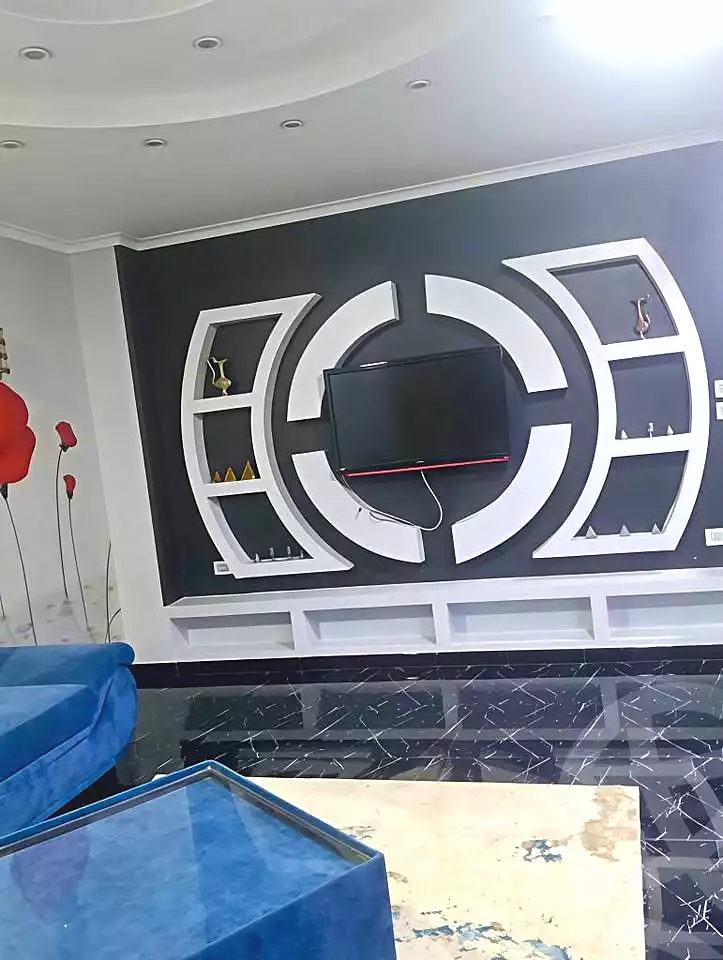 https://aqarmap.com.eg/ar/listing/7219731-for-sale-cairo-helwan-kwrnysh-hlwn