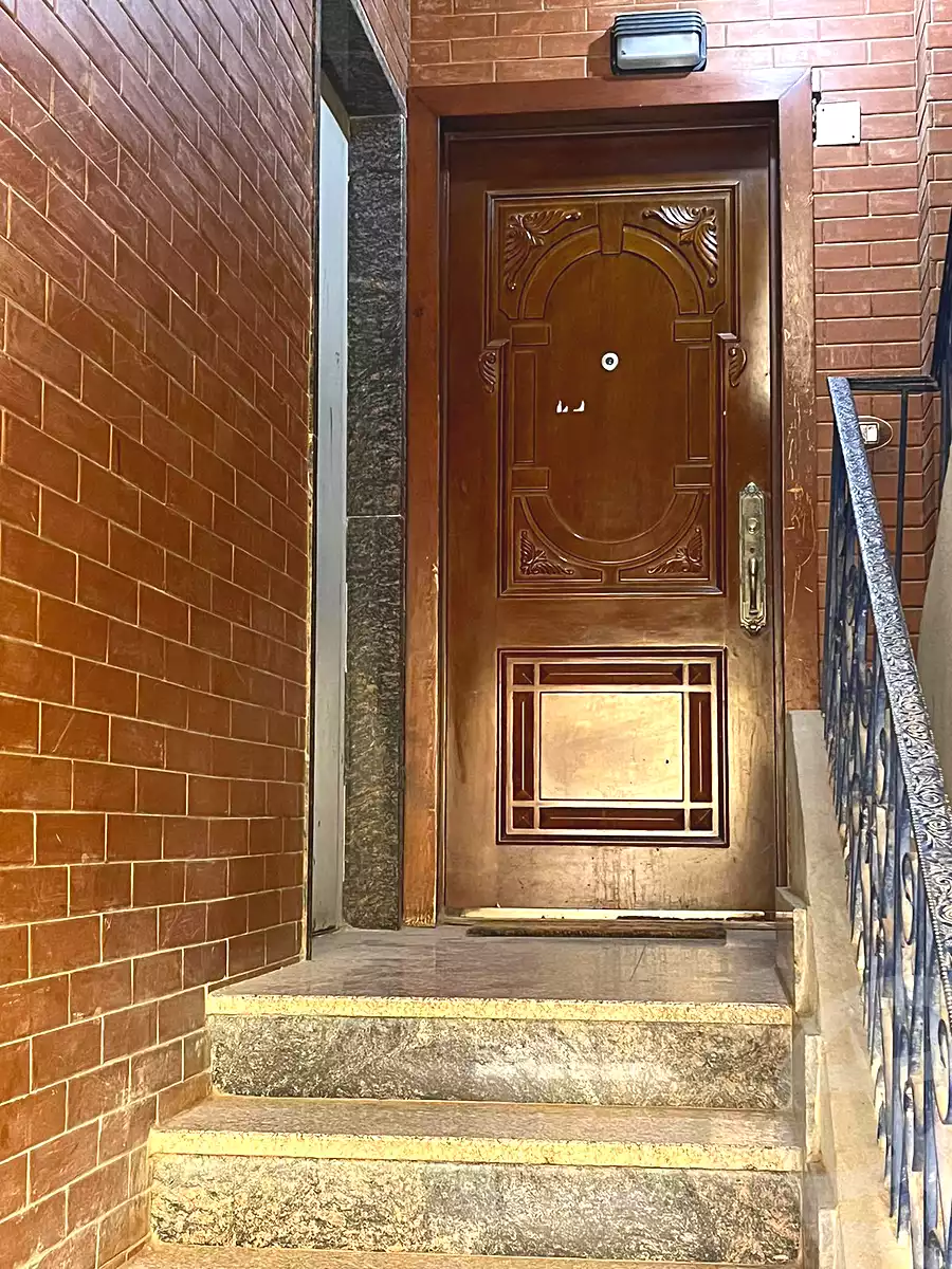 https://aqarmap.com.eg/en/listing/7219728-for-sale-cairo-6th-of-october-el-ahyaa-neighborhood-1st-sixth-neighborhood